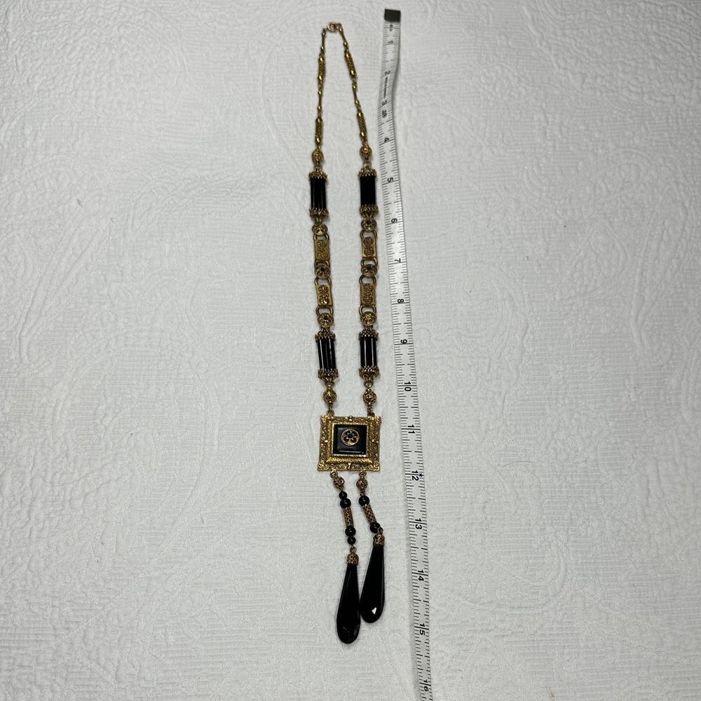 Vintage Black and Gold colored Necklace - Picture 6 of 7